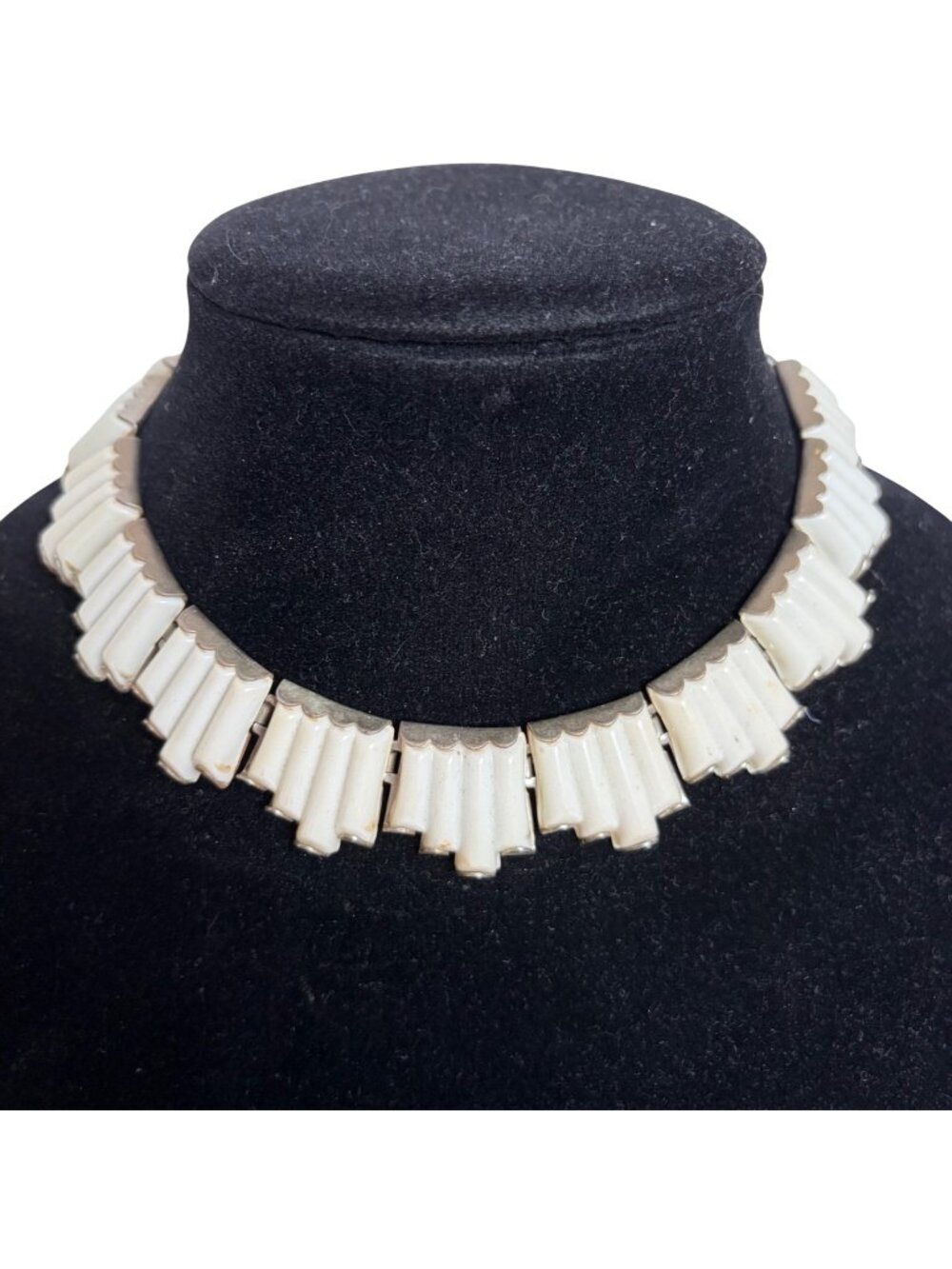 Vintage 50s Trifari White Thermoset Choker Necklace Silver Tone Egyptian Revival